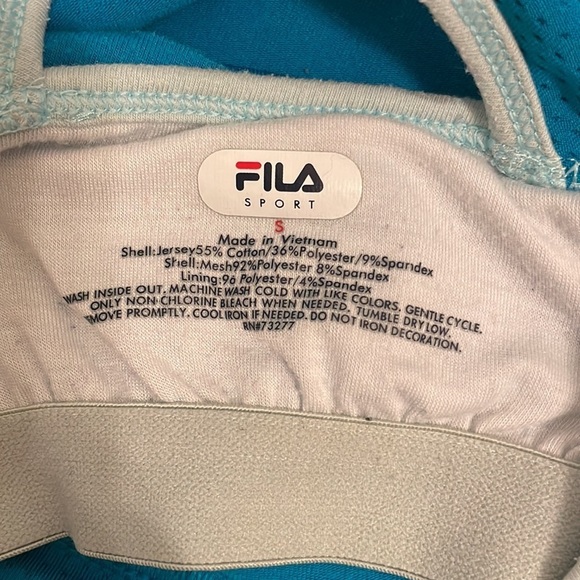 🔥2/$15 Fila Workout Top - Picture 13 of 14